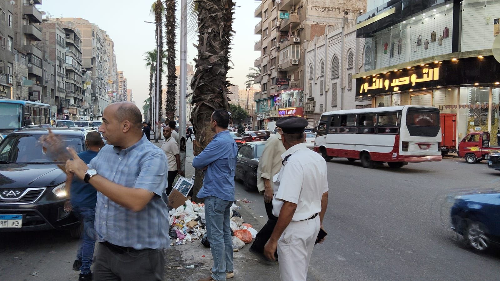 بناء على توجيهات معالي الوزير الدكتور أحمد الأنصاري محافظ الجيزة قامت الهيئة العامة للنظافة والتجميل بالجيزة الإدارة العامة للمتابعة وشرطة المرافق بعمل حملة مكبرة على العربات الكاروا