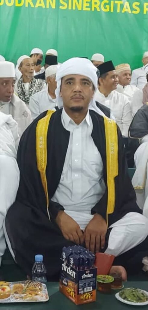img-20260729-wa01006366673388749817440-491x1024 جامعة مادورا الإسلامية الحكومية بإندونيسيا تبحث آفاق التعاون الأكاديمي والإعلامي والثقافي مع مؤسس فرقة المسرح المصري