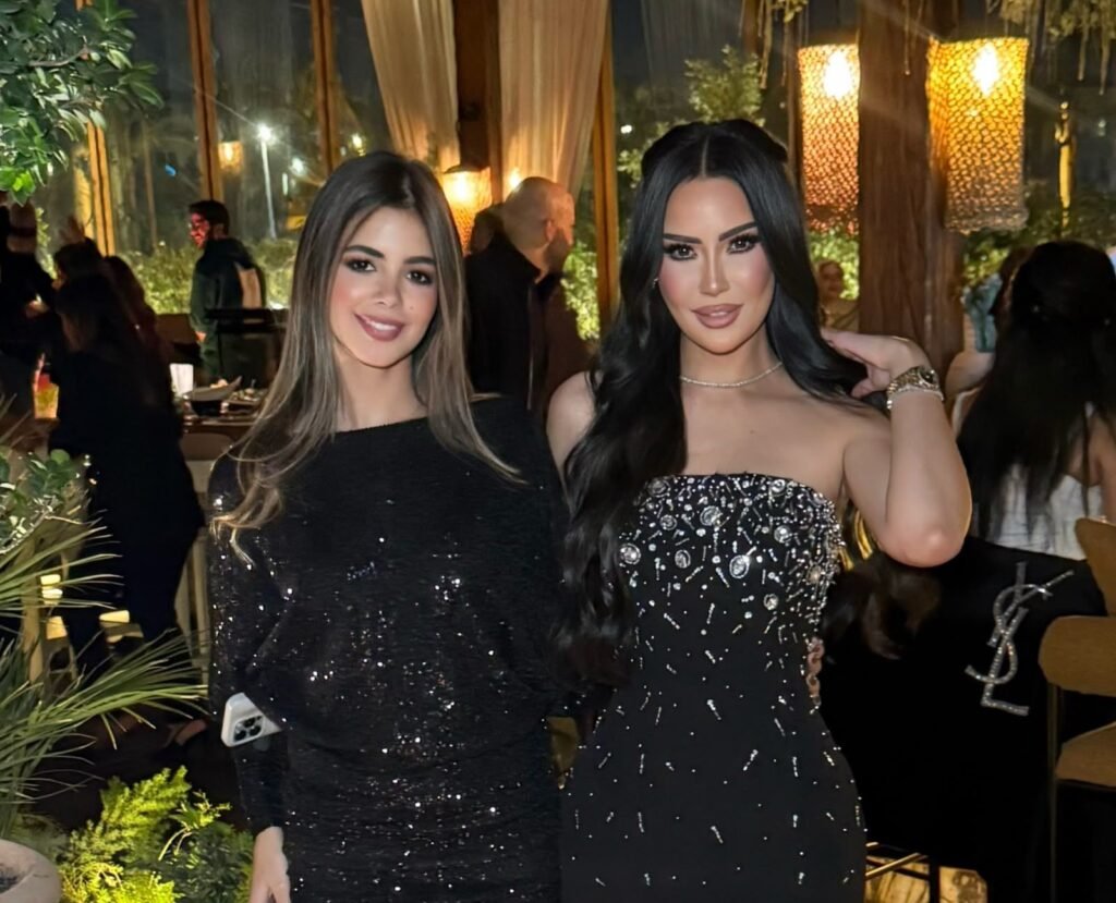 img-20260804-wa01449162973839241833117-1024x829 بعد دعم سما كامل لها.. ظهور وصيفة ملكة جمال مصر لجين خليفة في كليب عمرو دياب يعيد الأضواء إلى Miss Egypt