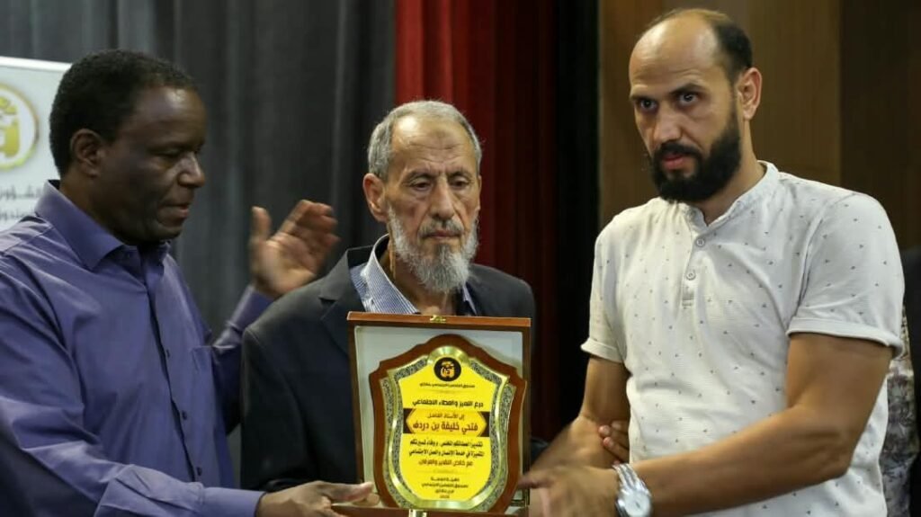img-20260819-wa00472200913596344091030-1024x575 تكريم رواد علم الاجتماع وتفقد المؤسسات الاجتماعية ببنغازي