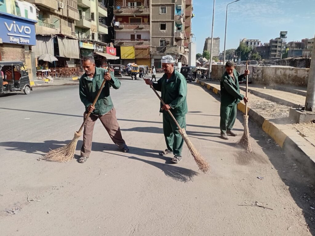 IMG-20260930-WA0023-1024x768 حملات مكثفة لرفع كفاءة النظافة بنطاق احياء امبابه والمنيرة الغربية بناء على توجيهات الدكتور أحمد الأنصاري
