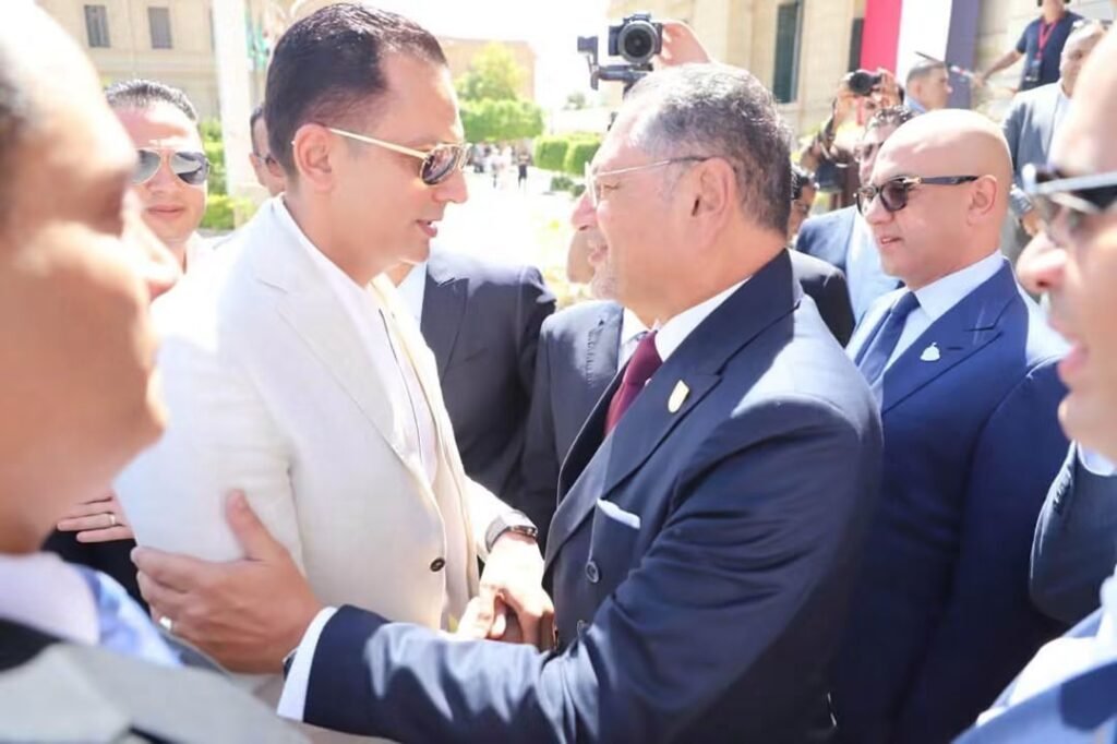 fb_img_17906028020387952238203925469884-1024x682 مستقبل وطن يواصل جولاته الخدمية والتنظيمية بالمحافظات لدعم المواطنين وتلبية احتياجاتهم ويسدد المصروفات الدراسة للطلبة غير القادرين
