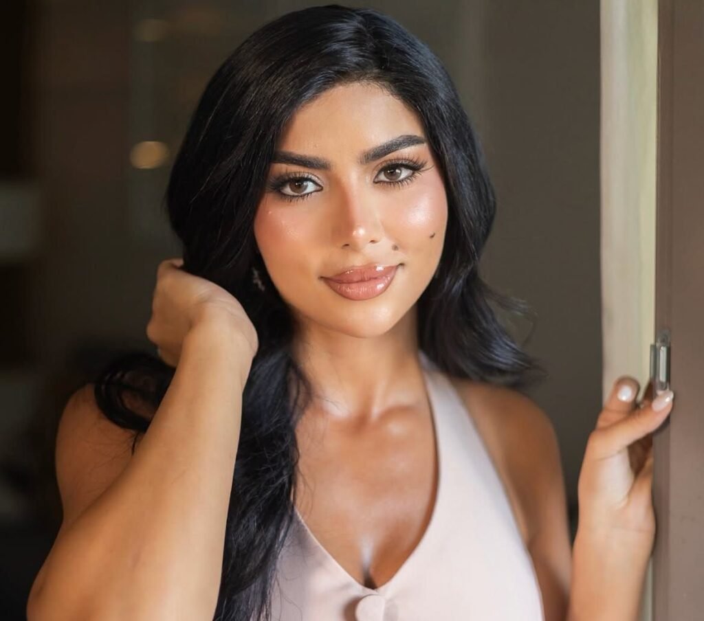 img-20260901-wa00003951401705135971012-1024x904 كارولين عزمي ضمن قائمة أجمل وجوه الشرق الأوسط لعام 2026 للعام الثاني على التوالي