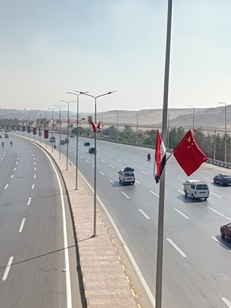img-20260901-wa0028569088593335184714-768x1024 الجيزة تجمل وترفع كفاءة الطرق المؤدية للمتحف المصري الكبير والأهرامات