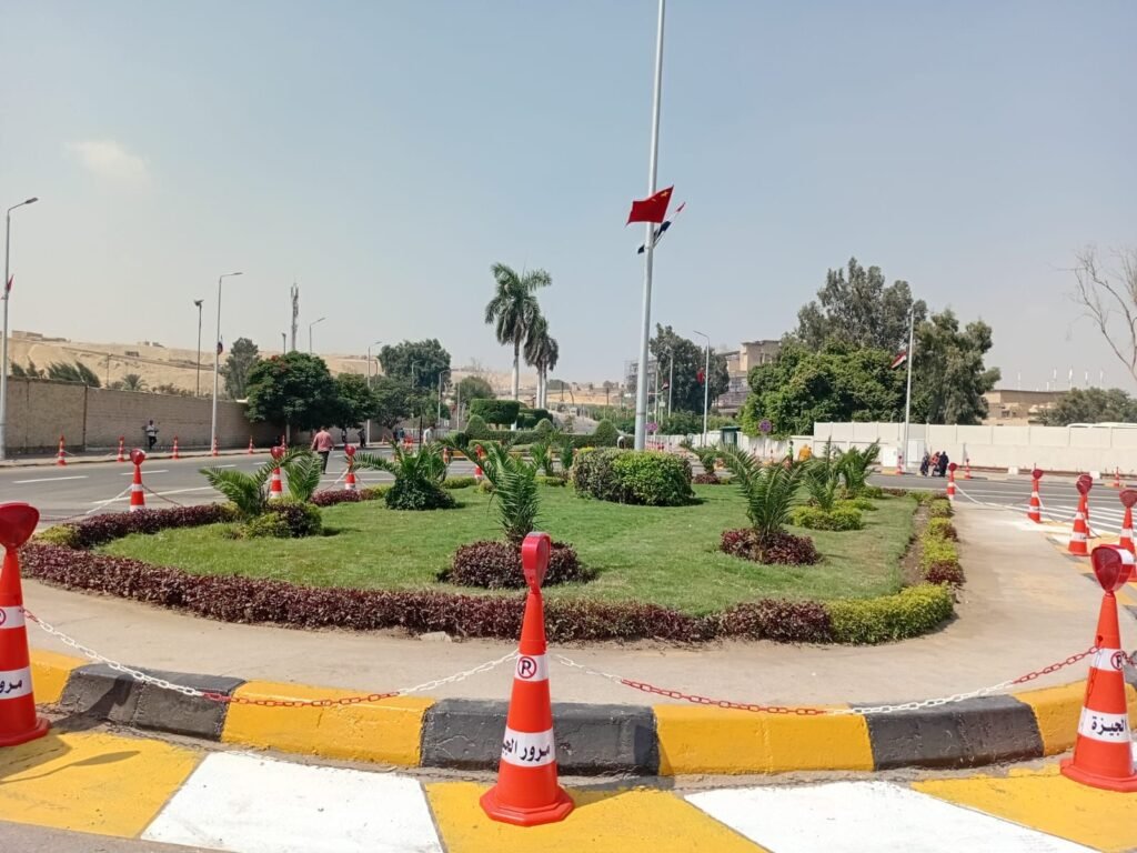 img-20260902-wa00111172155158996544447-1024x768 منطقة المتحف المصرى الكبير بالجيزة تتجمل لاستقبال الرئيس الصينى