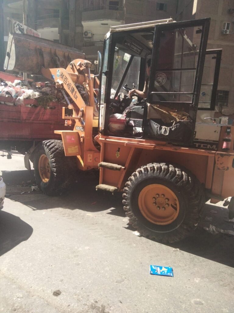 img-20260905-wa00276485315703949453078-768x1024 بناء على توجيهات الدكتور أحمد الأنصاري محافظ الجيزة للهيئة العامة للنظافة والتجميل بالجيزة بشأن سرعة الاستجابة
