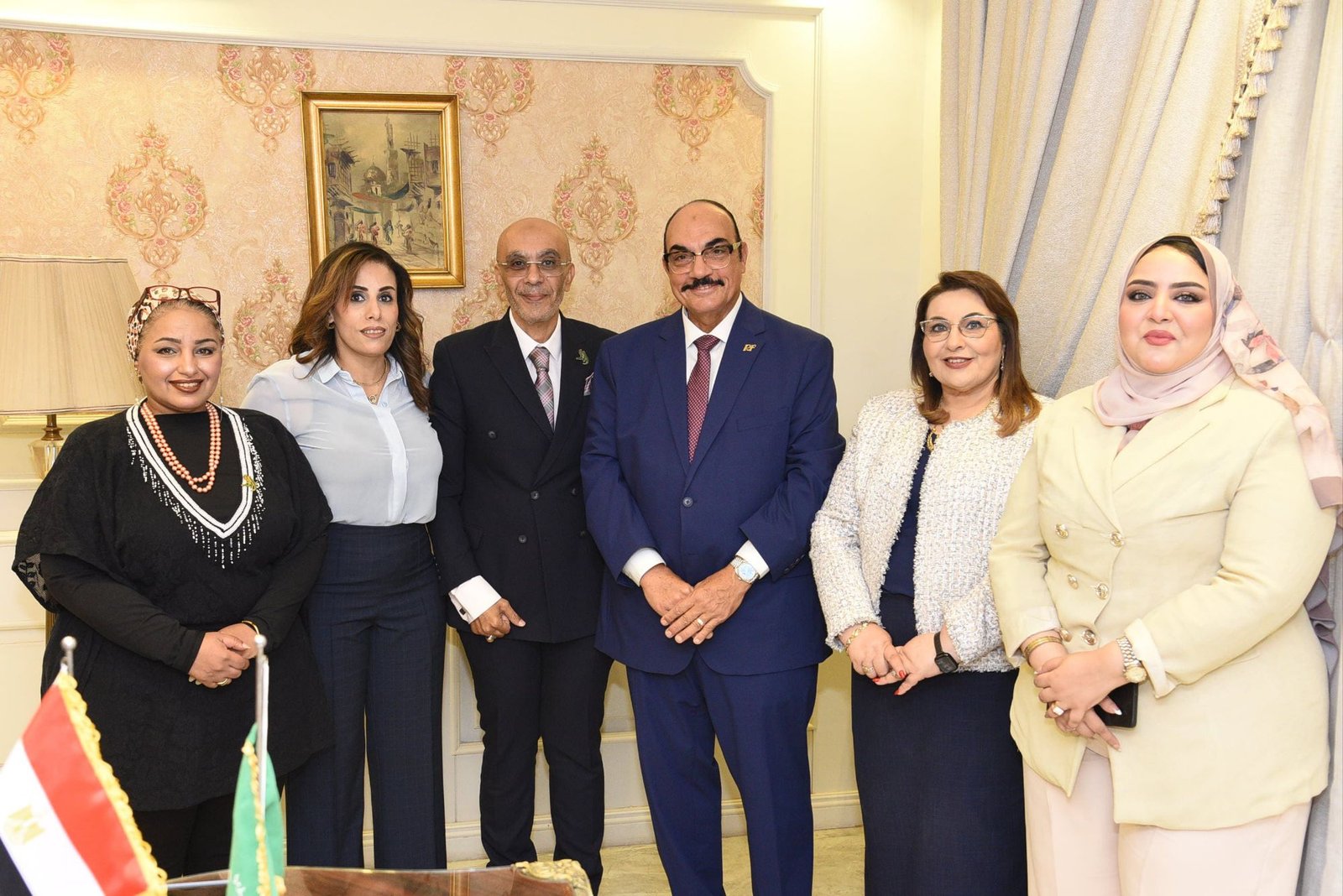 بالصور.. اللواء رضا فرحات ضيفاً فى معهد الوفد للدراسات السياسية والإستراتيجية