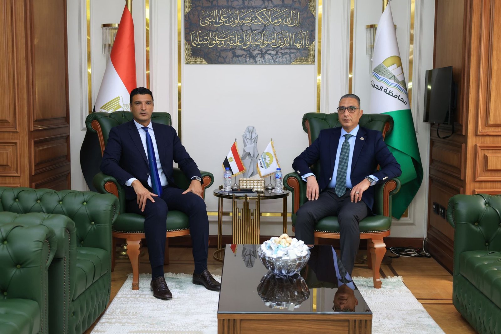 محافظ الجيزة يستقبل وزير الصناعة بمقر ديوان عام المحافظة لبحث عدد من الملفات بشأن المناطق الصناعية بجرزا وعرب أبو ساعد
