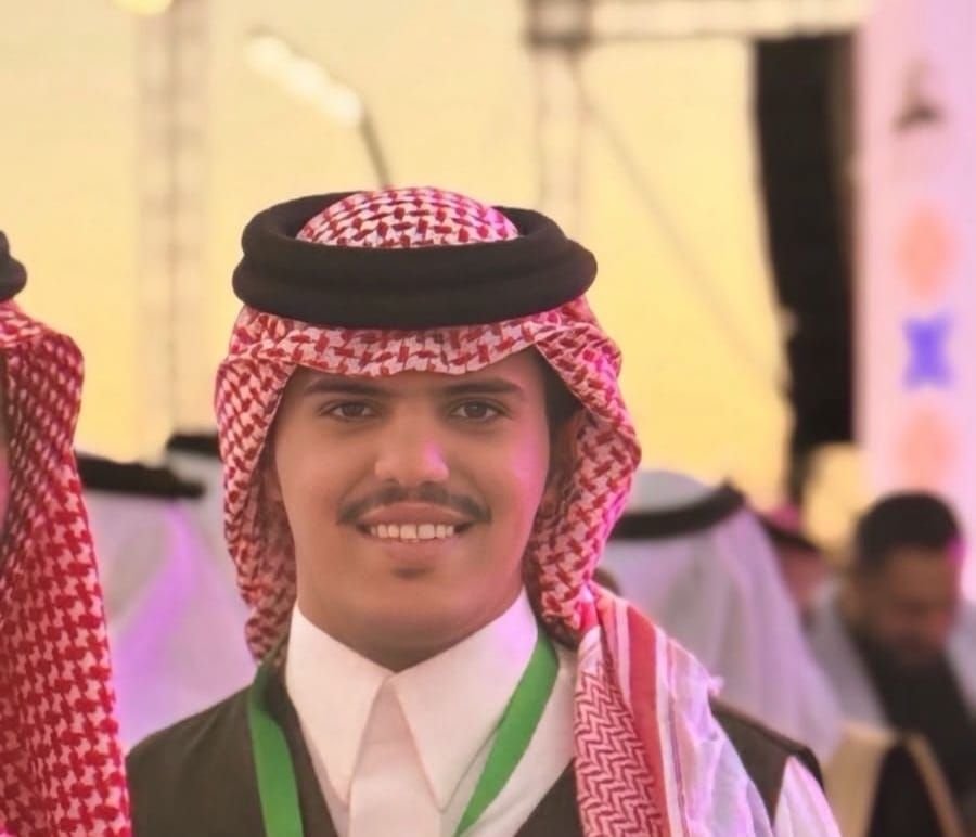 نايف بن سعيد العلياني.. من خلف الكاميرا إلى منصة تصنع النجوم
