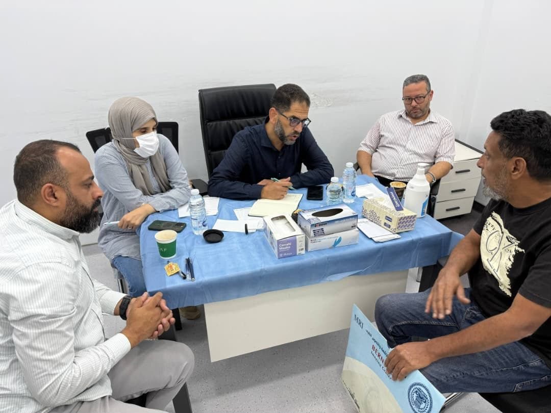 العيادة المجمعة خالد بن الوليد تستقبل الطبيب الليبي الزائر الدكتور حاتم مصطفى بن ساسي
