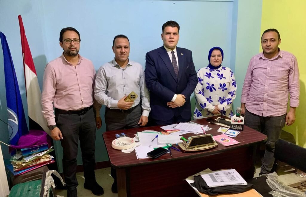 FB_IMG_1792339954256-1024x660 رامي زامل رئيس الاتحاد الوطني للقيادات الشبابية بمحافظة البحيرة يجتمع بمنسقي المراكز لمتابعة التشكيلات