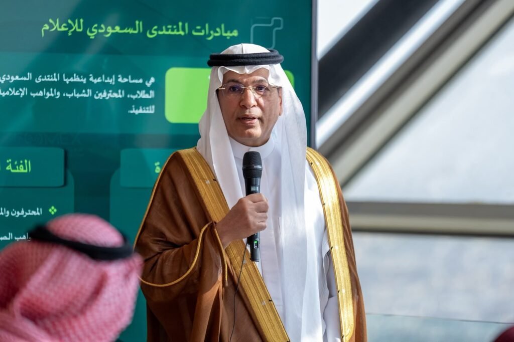 IMG-20261003-WA0082-1024x682 «من الفكرة إلى الأثر» تستعرض مبادرات إعلامية مبتكرة ضمن «The Storm Room» بالمنتدى السعودي للإعلام