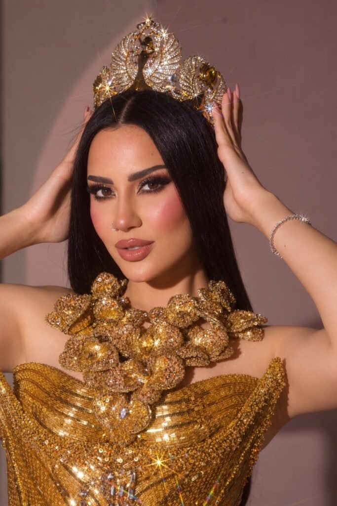 IMG-20261003-WA0171-683x1024 استعدادًا لتمثيل مصر عالميًا.. سما كامل بإطلالة ملكية ذهبية وفستان يتخطى المليون دولار