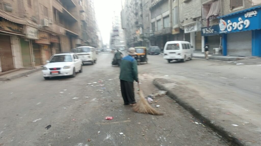 IMG-20261005-WA0027-1-1024x576 حملات مكثفة لرفع كفاءة النظافة بنطاق حي بولاق الدكرور بالتنسيق مع المهندس طه عبد الصادق رئيس حي