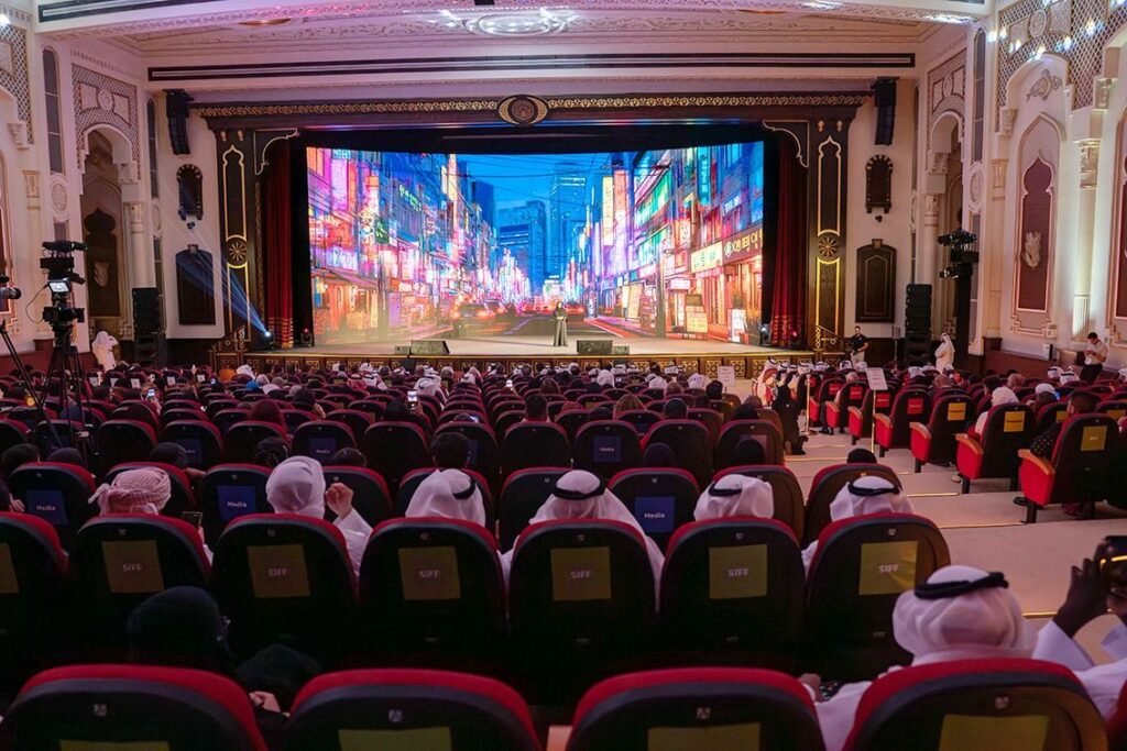 IMG-20261006-WA0047-1024x683 المهرجان يعرض 71 فيلماً من 38 دولة وإيطاليا ضيف الشرف
