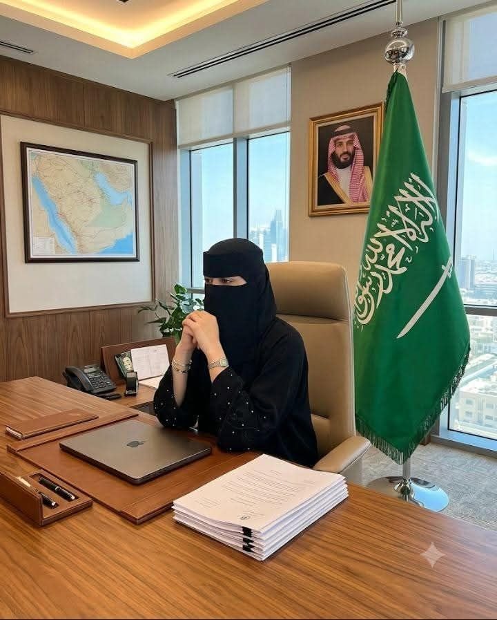 « السفير الحبيب النوبي» يعتمد ترقيات جديدة بمكاتبه داخل وخارج مصر