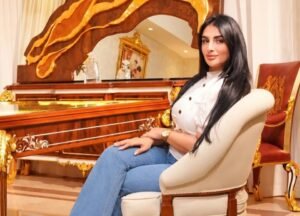 IMG-20261011-WA0055-300x216 إيمان شعبان تعيد تقديم سحر التراث برؤية عصرية في جلسة تصوير جديدة