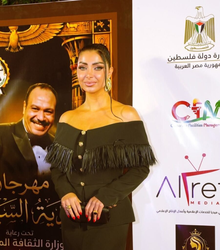 IMG-20261011-WA0078-901x1024 كلوديا حنا تخطف الأنظار في مهرجان بردية السينمائي.. إطلالة أنيقة وترحاب لافت بعضويتها بلجنة التحكيم