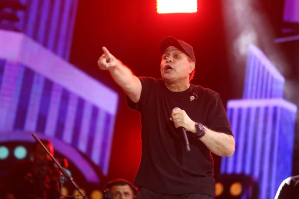 IMG-20261015-WA0034-1024x682 حكيم يشعل أجواء العبور بحفل جماهيري كامل العدد