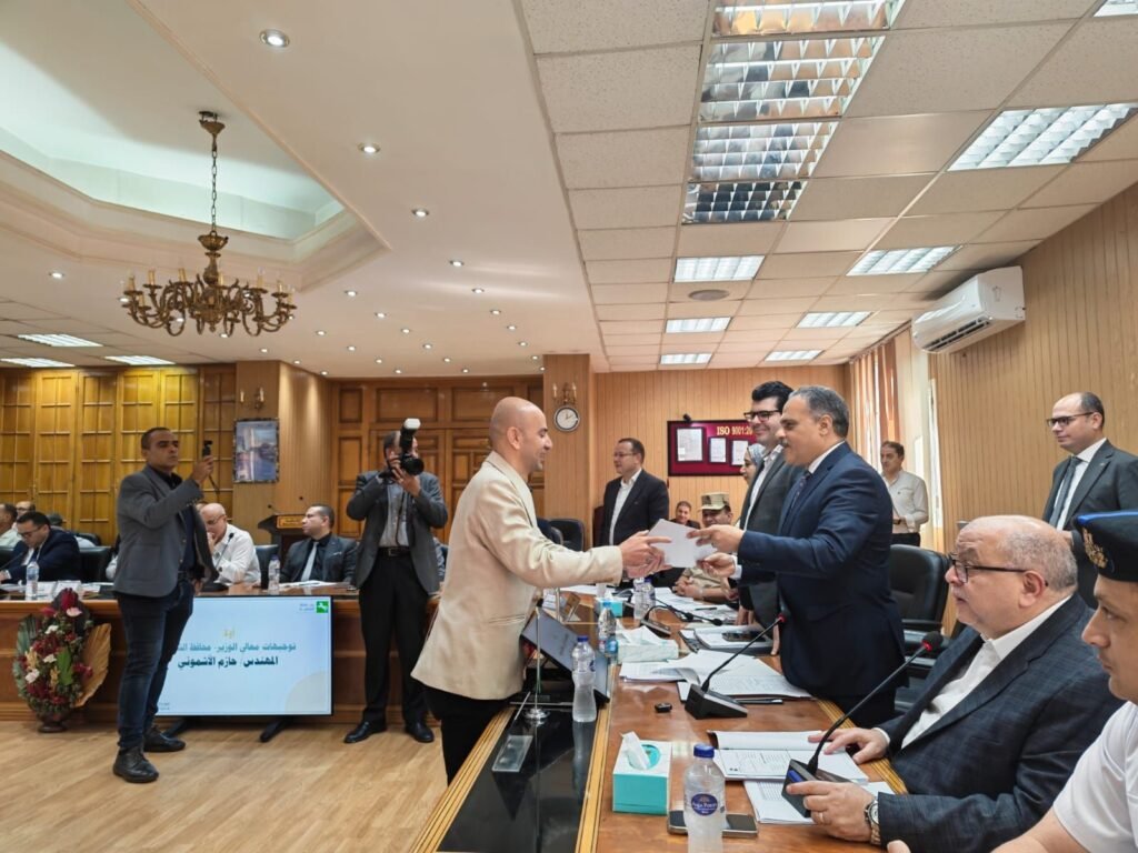 IMG-20261025-WA0046-1024x768 الصحة تفوز في مسابقة التميز الإعلامي ومحافظ الشرقية يكرم الفائزين للعام الثاني على التوالي في النسخة الثانية من نوعها على مستوى المحافظة
