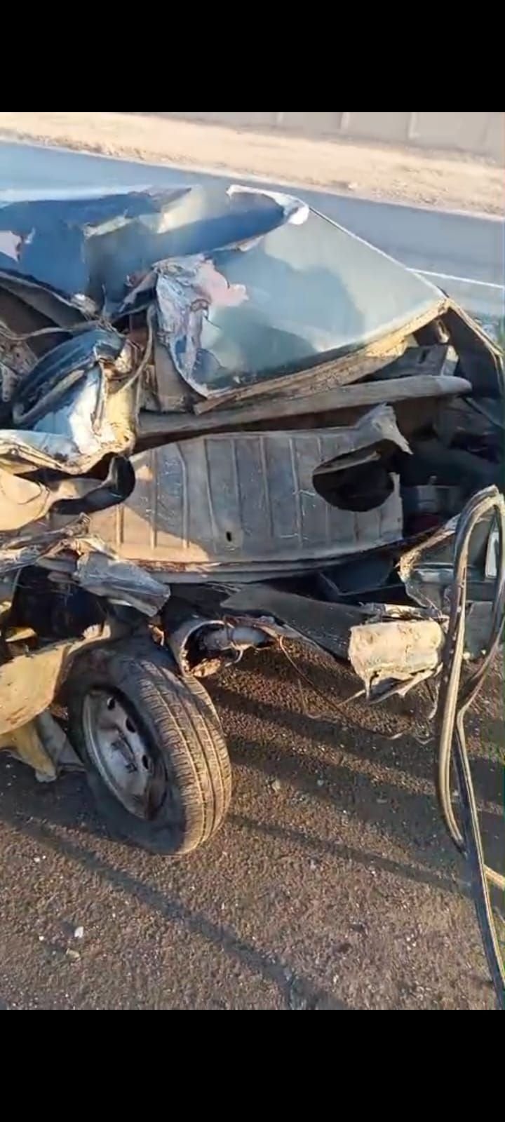 إصابة الفنانة والمطربة  منى فؤاد في حادث تصادم مروع على طريق العاشر من رمضان