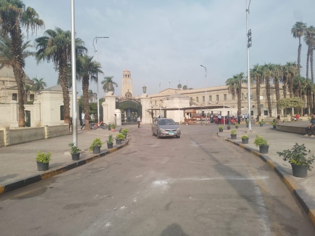 IMG-20261026-WA0026-1024x768 حملات مكثفة لرفع كفاءة النظافة بشارع الجامعة حي جنوب الجيزة