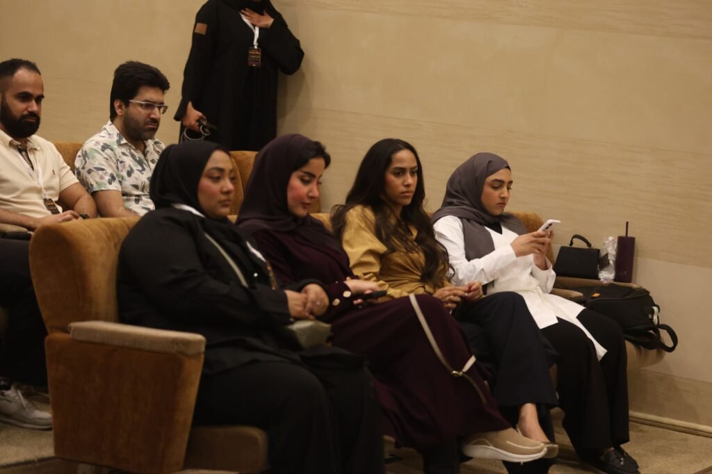 IMG-20261026-WA0047-1024x682 مهرجان البحرين المسرحي الخامس يكشف عن برنامج فعالياته بمشاركة خمسة مسارح أهلية