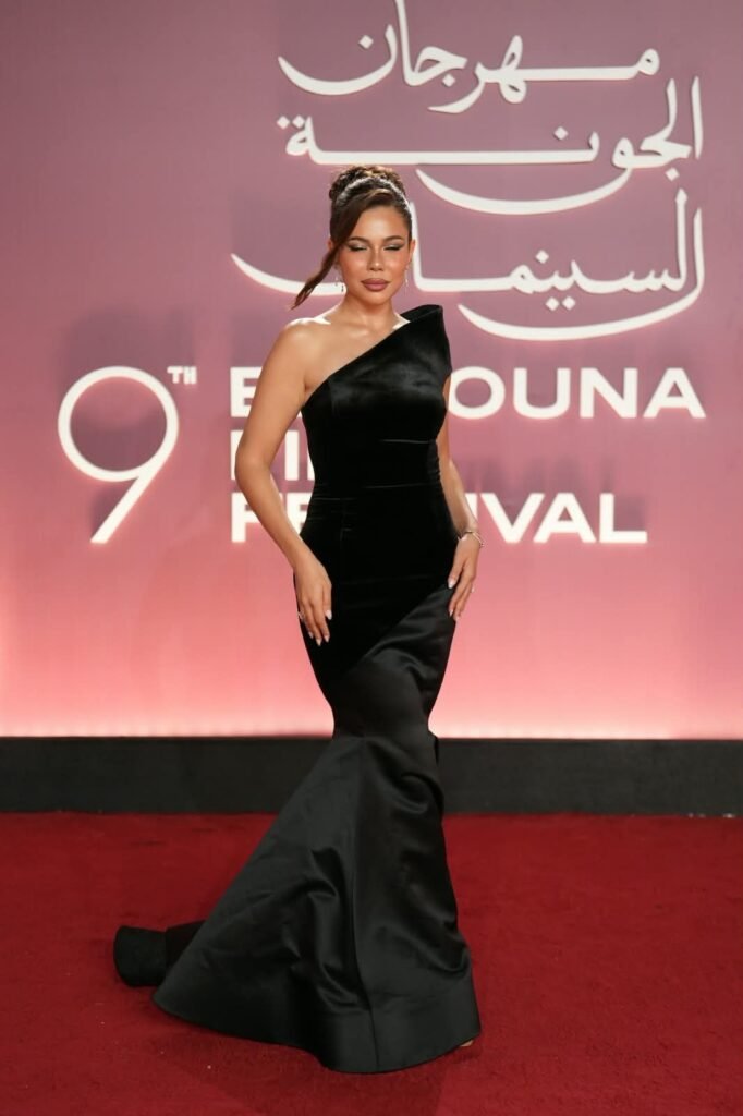 IMG-20261026-WA0135-682x1024 بالاسود سلمى جلال تلفت الانظار في ختام&nbsp; الجونة&nbsp; وتنتظر عرض مسلسلها التونسي الافعى الشهر القادم